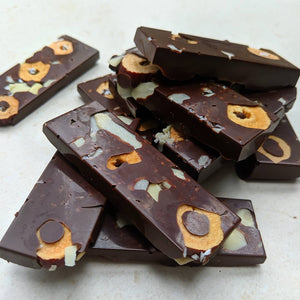 Recipe: Dark Chocolate Bark with Red Dates- Vegan- By The Urban Canteen